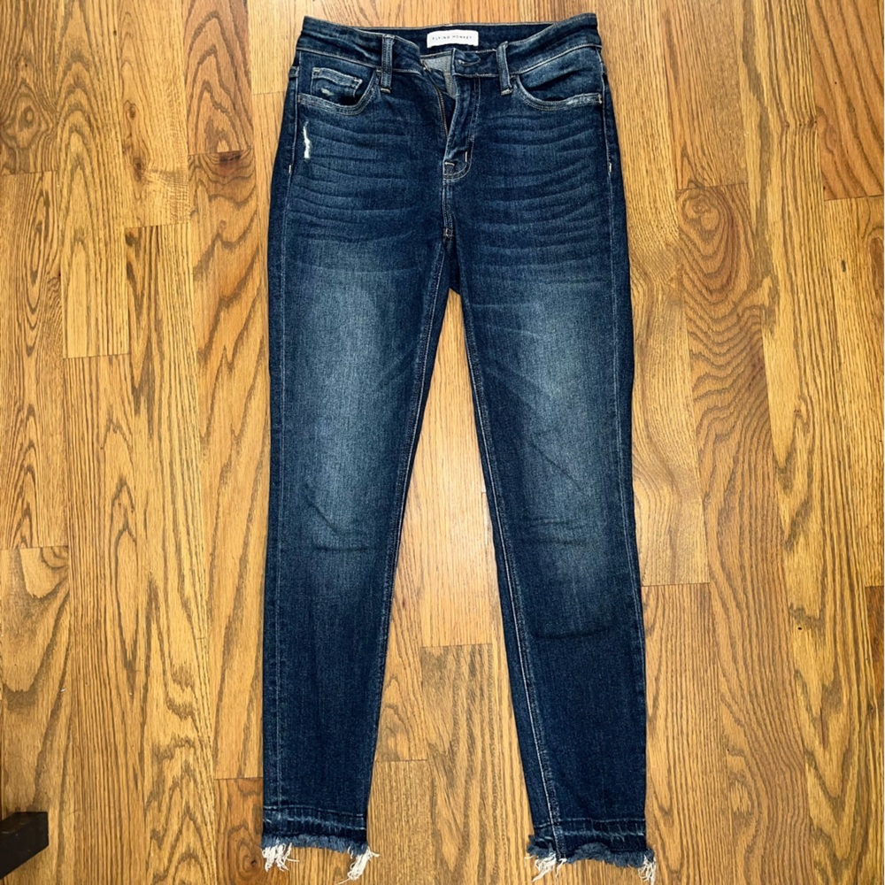 Dark Washed Skinny Jeans